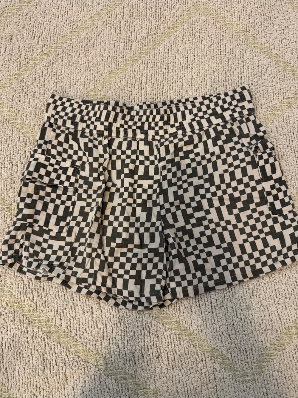 SO Youth Checkered Cargo Shorts Olive Green Tan Size 14/16